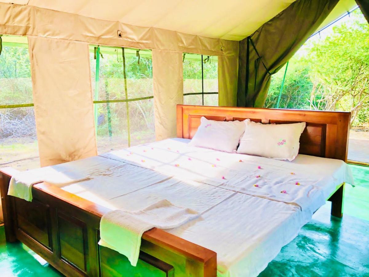 Eden Yala Hotel ภายนอก รูปภาพ